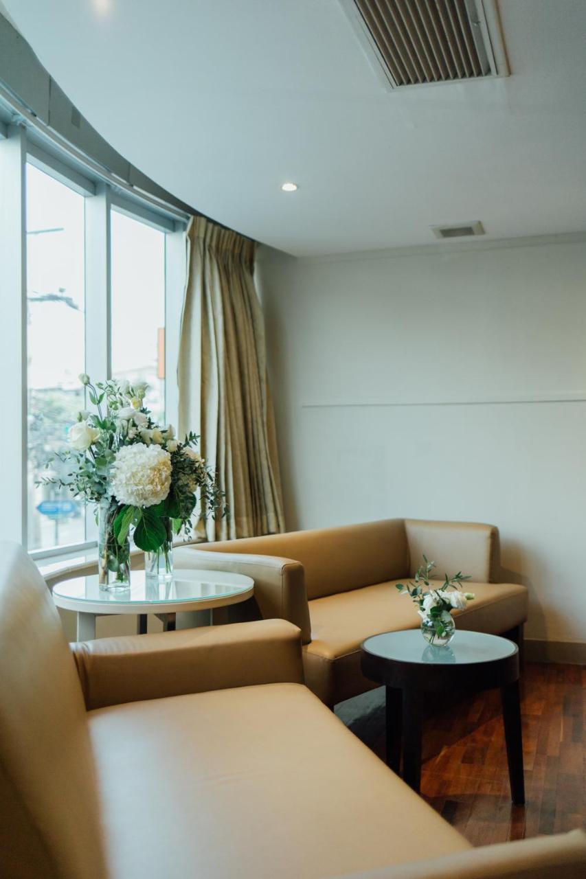 Seasons Siam Hotel Banguecoque Exterior foto